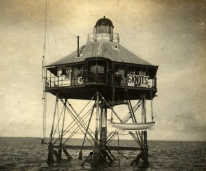 IMAGE - the 'old' Pile Light